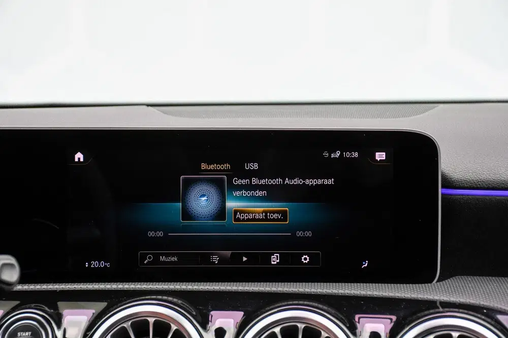 Mercedes-Benz A-Klasse Mercedes A-klasse AMG 35 4MATIC Edition 1 uit 2019, foto 14