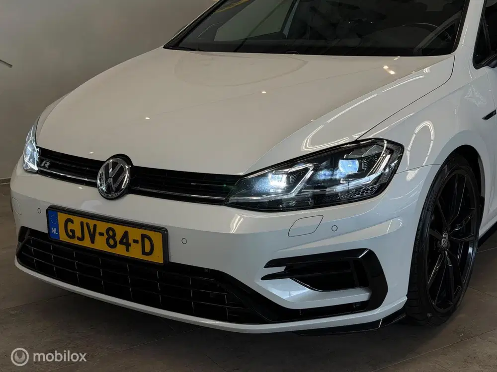 Volkswagen Golf 2.0 TSI 4Motion R Panorama uit 2019, foto 12
