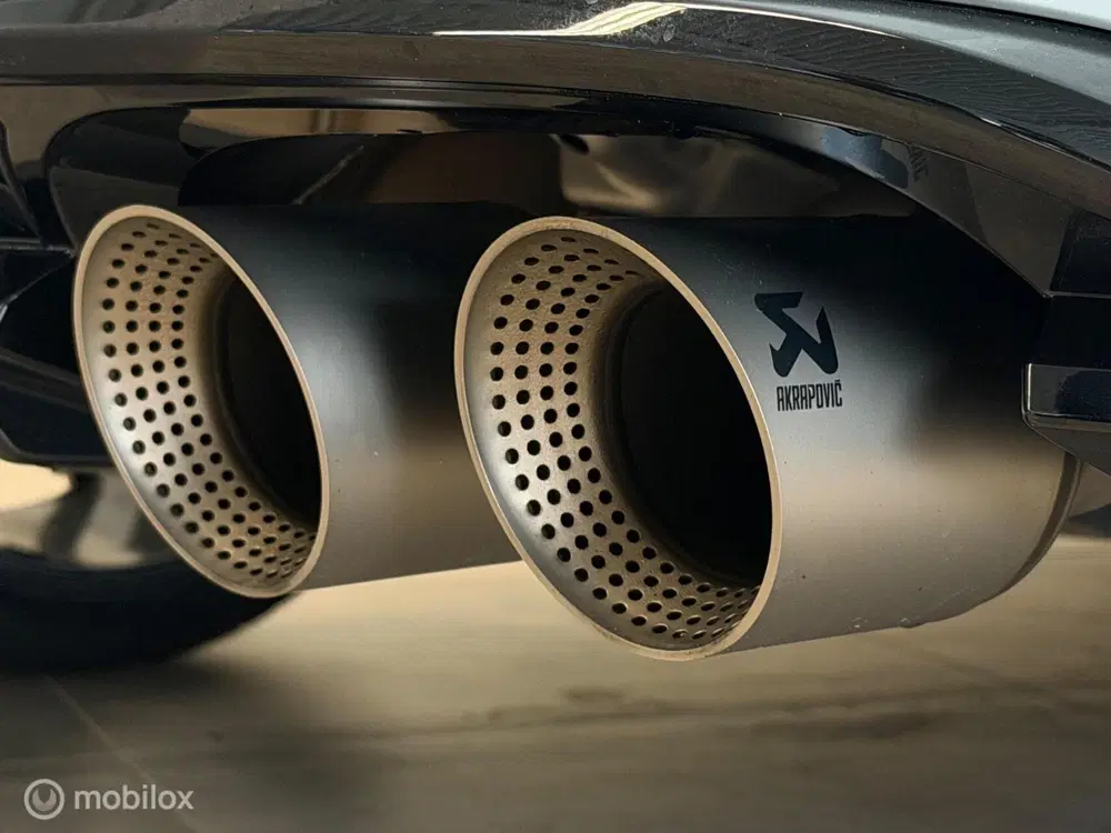 Volkswagen Golf 2.0 TSI 4Motion R Panorama uit 2019, foto 5