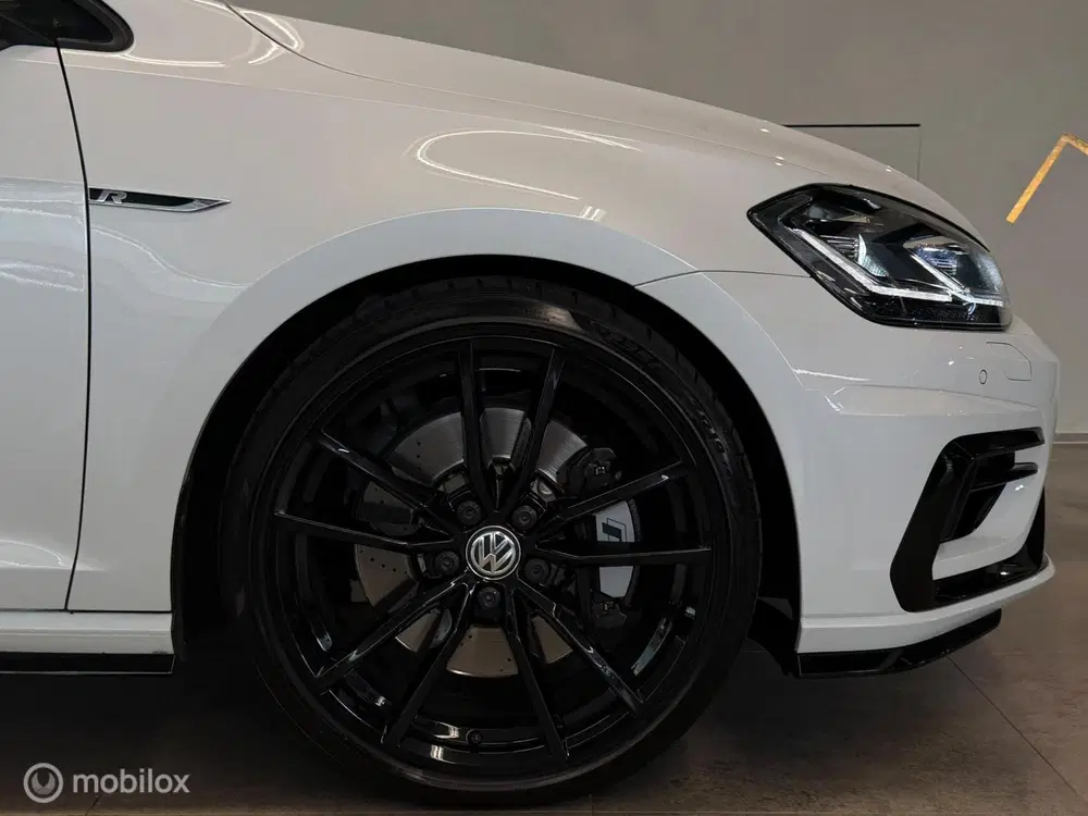 Volkswagen Golf 2.0 TSI 4Motion R Panorama uit 2019, foto 7