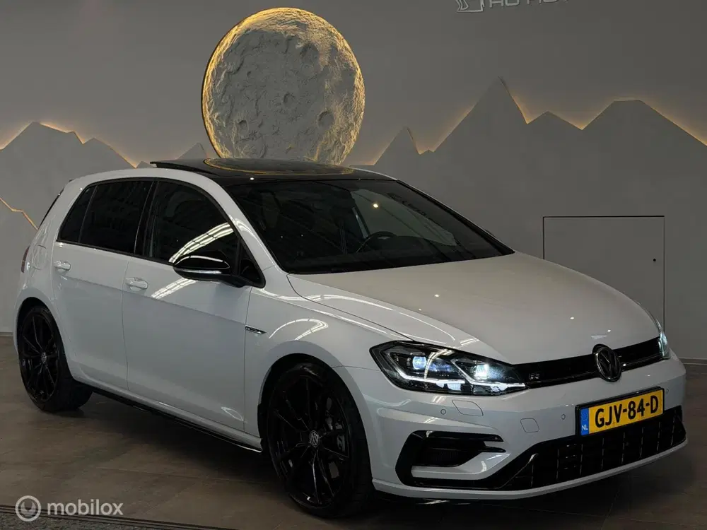 Volkswagen Golf 2.0 TSI 4Motion R Panorama uit 2019, foto 8