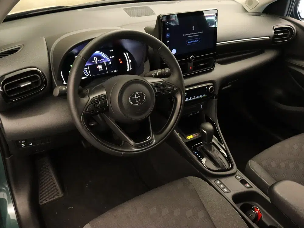 Toyota Yaris 1.5 Hybrid 115 Dynamic uit 2025, foto 3