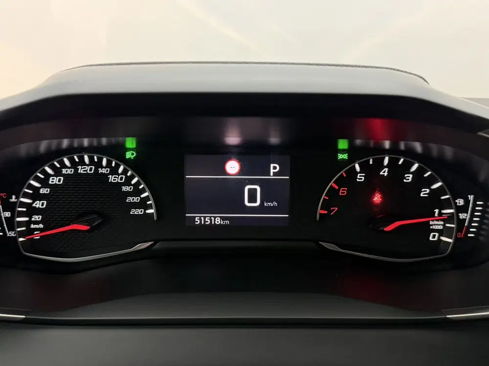 Peugeot 208 1.2 PureTech Active Pack uit 2023, foto 13