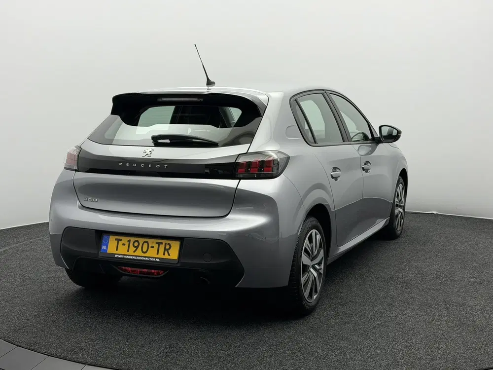 Peugeot 208 1.2 PureTech Active Pack uit 2023, foto 3