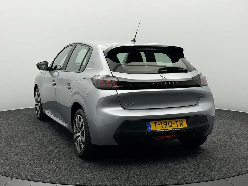Peugeot 208 1.2 PureTech Active Pack uit 2023, foto 5