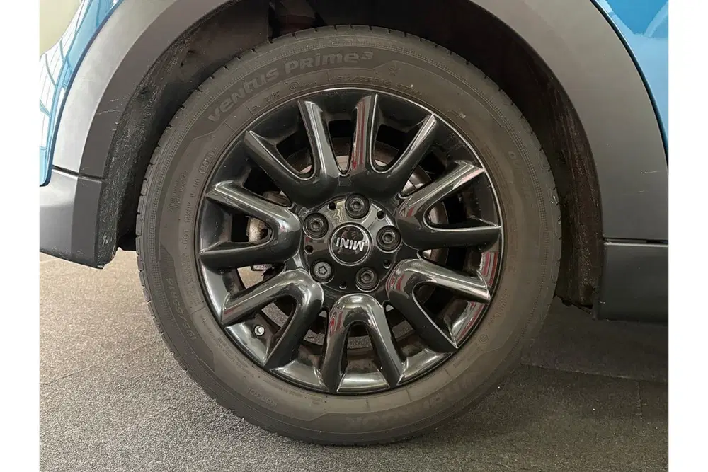 Mini Cooper 1.5 Cooper Camden Edition uit 2023, foto 15