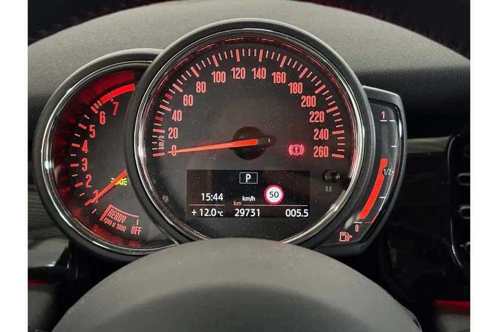 Mini Cooper 1.5 Cooper Camden Edition uit 2023, foto 9