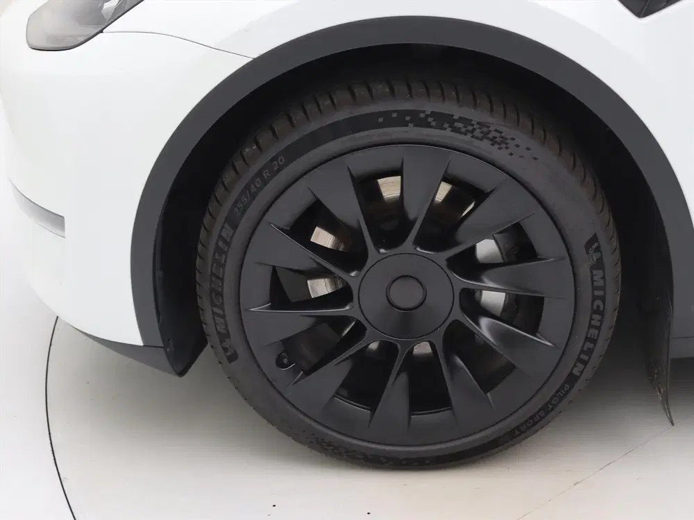 Tesla Model Y Long Range AWD 75kWh 351pk 92.2% SoH [ AMD uit 2023, foto 13