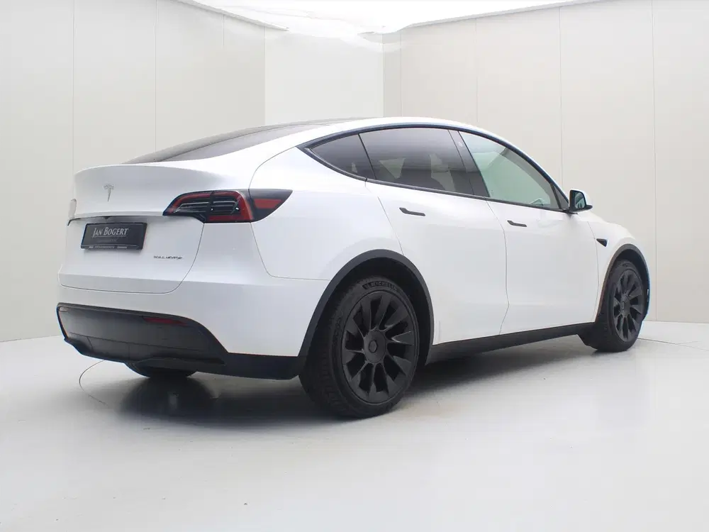 Tesla Model Y Long Range AWD 75kWh 351pk 92.2% SoH [ AMD uit 2023, foto 2