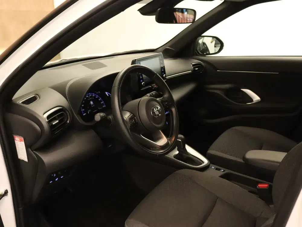 Toyota Yaris Cross 1.5 Hybrid Dynamic uit 2022, foto 2