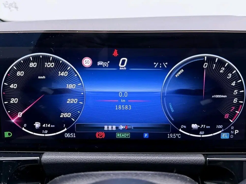 Mercedes-Benz GLA 250 e Business Solution AMG Nightpa uit 2025, foto 6