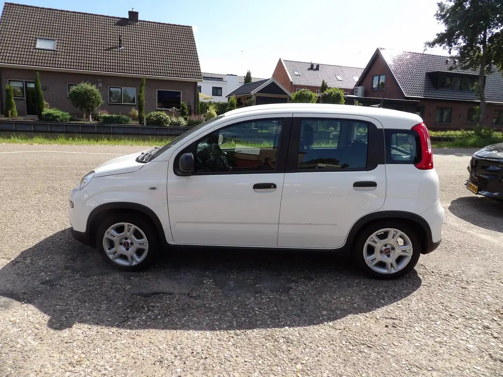 Fiat Panda 1.0 Hybrid Urban uit 2024, foto 5