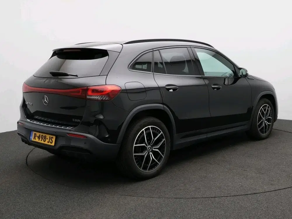 Mercedes-Benz EQA 250 AMG Line 67 kWh Nightpakket uit 2022, foto 3