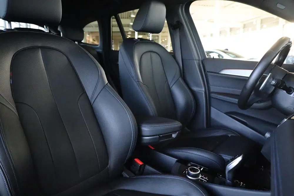 BMW X1 xDrive25i M Sportpakket uit 2020, foto 9