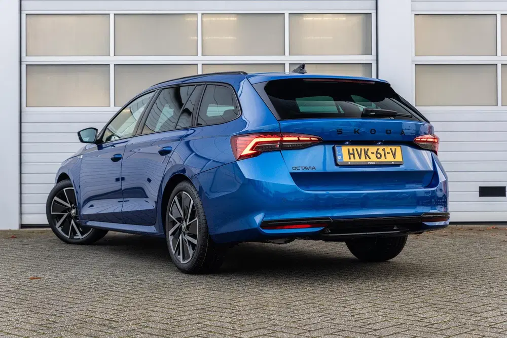 Skoda Octavia 1.5 TSI 150pk DSG MHEV Sportline Busines uit 2025, foto 11