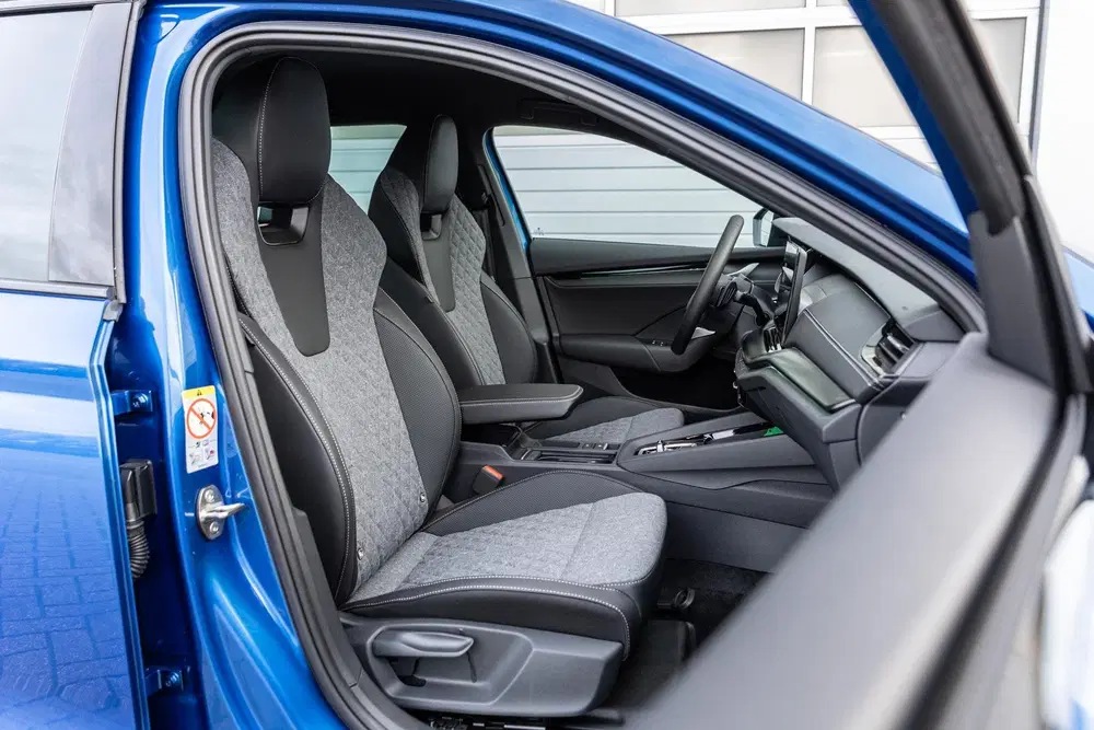 Skoda Octavia 1.5 TSI 150pk DSG MHEV Sportline Busines uit 2025, foto 14