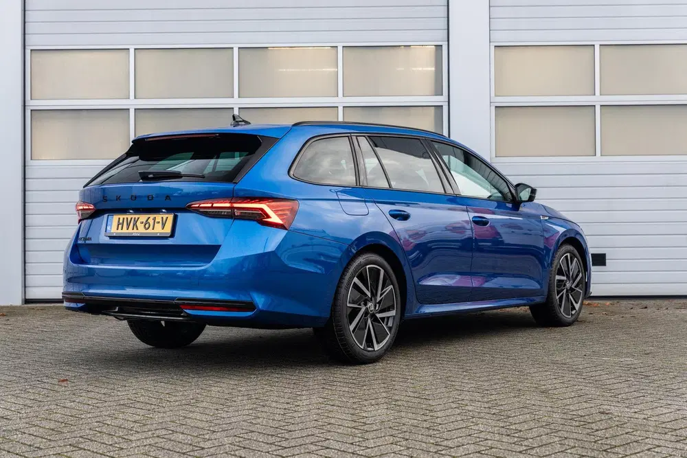 Skoda Octavia 1.5 TSI 150pk DSG MHEV Sportline Busines uit 2025, foto 2
