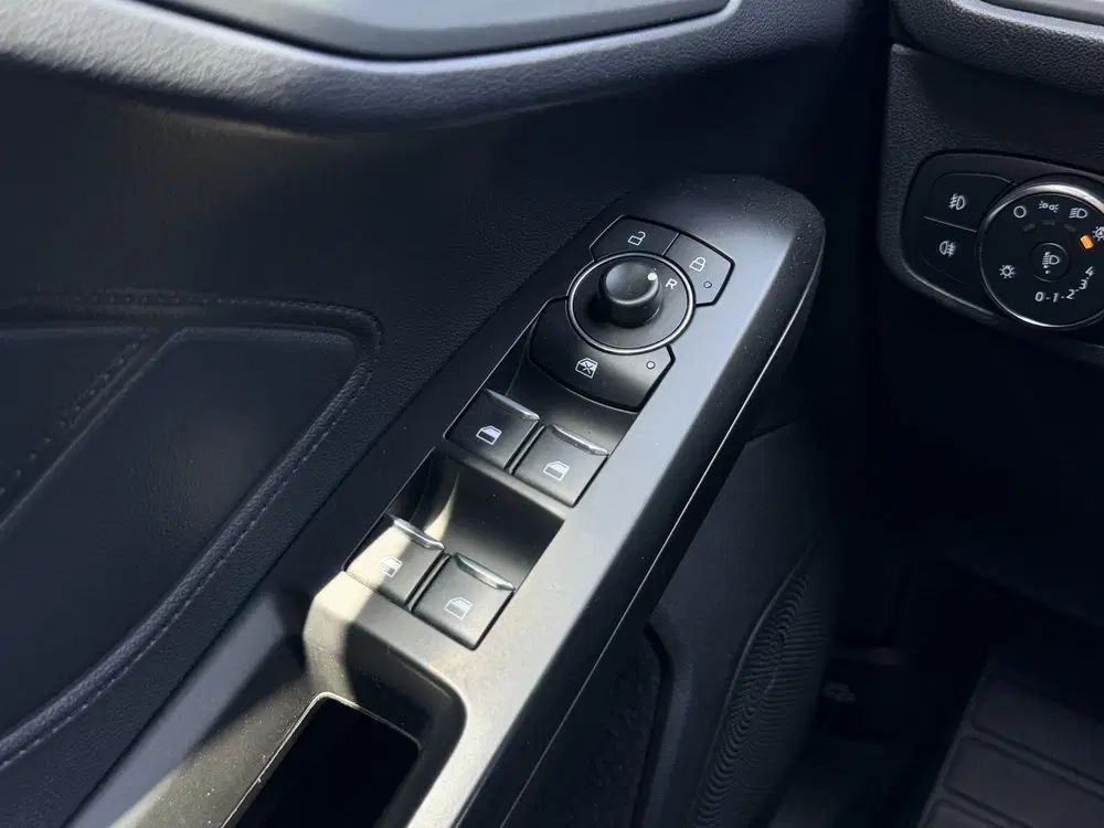Ford Focus 1.0 EcoBoost Connected Stoel uit 2022, foto 15