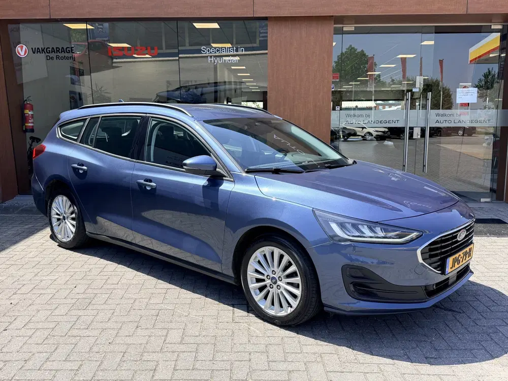 Ford Focus 1.0 EcoBoost Connected Stoel uit 2022, foto 4