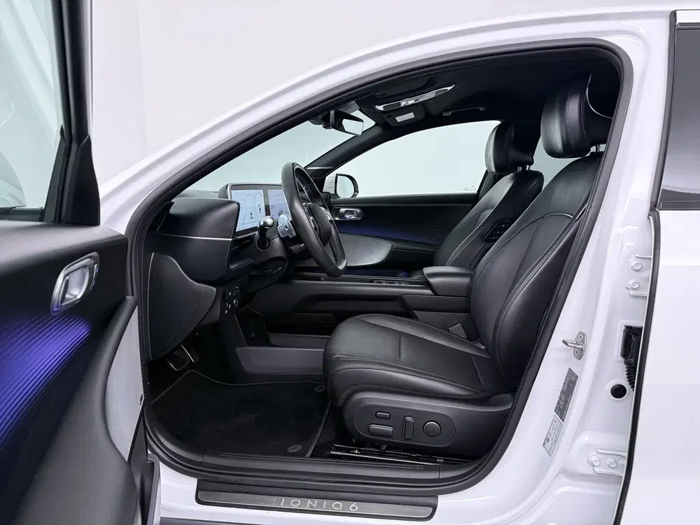Hyundai IONIQ Lounge 77.4 kWh uit 2025, foto 10