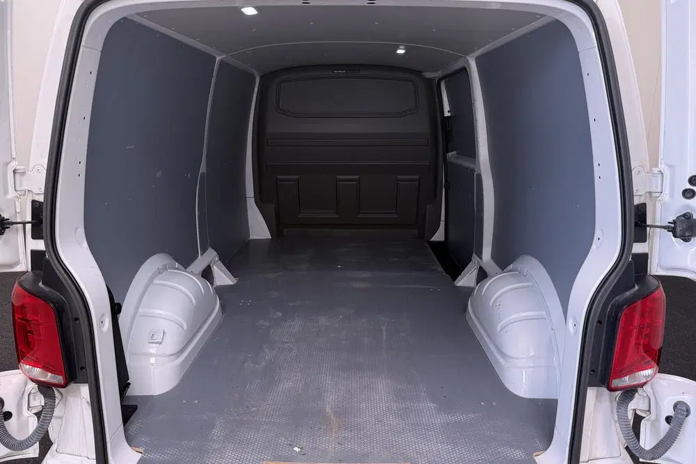 Volkswagen Transporter 2.0 TDI 150PK Aut. L2H1 R-Line 20" Ve uit 2023, foto 13