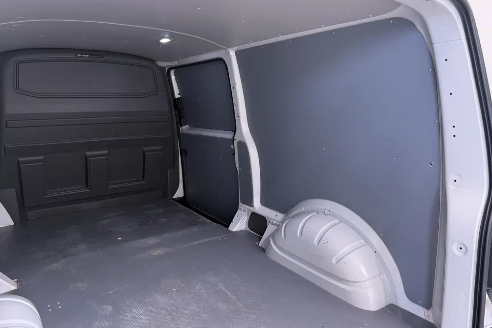 Volkswagen Transporter 2.0 TDI 150PK Aut. L2H1 R-Line 20" Ve uit 2023, foto 14