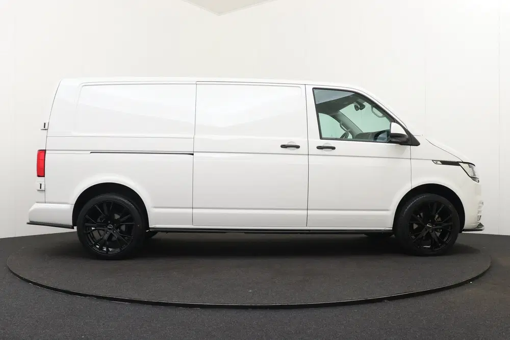 Volkswagen Transporter 2.0 TDI 150PK Aut. L2H1 R-Line 20" Ve uit 2023, foto 6