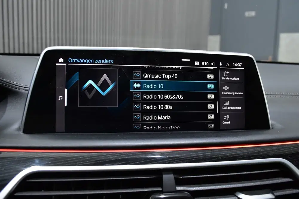 BMW 7-serie 745Le High Exe M-Sport uit 2020, foto 15