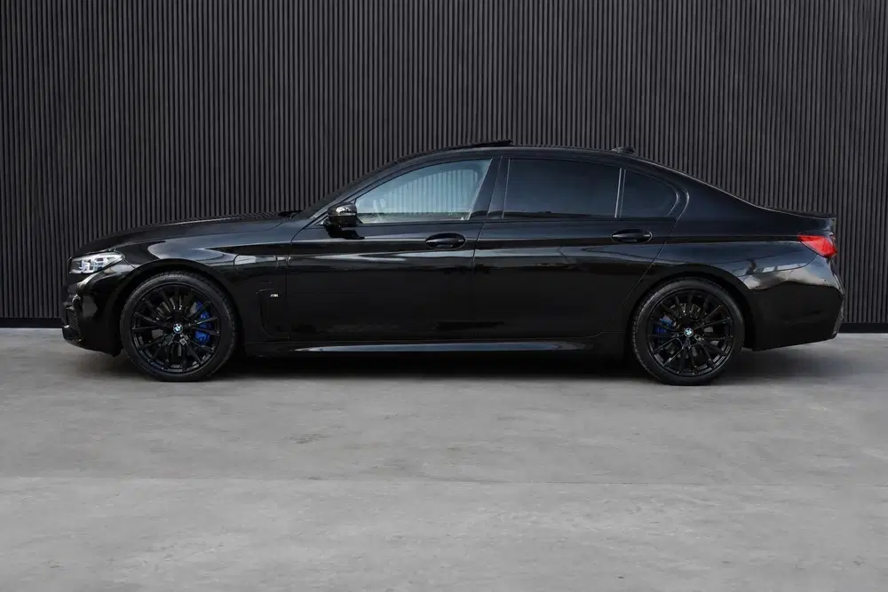 BMW 7-serie 745Le High Exe M-Sport uit 2020, foto 3