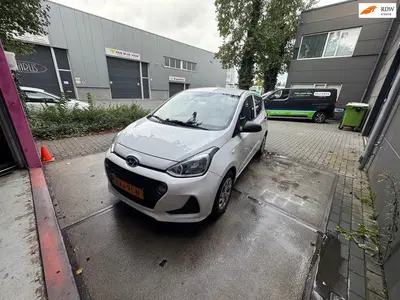 Hyundai i10 1.0i Comfort AUTOMAAT 2019 uit 2019