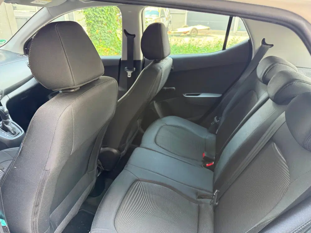 Hyundai i10 1.0i Comfort AUTOMAAT 2019 uit 2019, foto 13