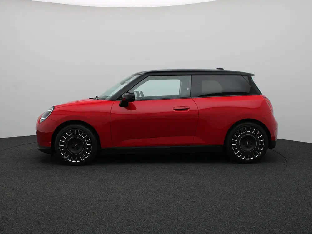 Mini Cooper Cooper E Pakket L + Glazen panoramadak + P uit 2025, foto 4
