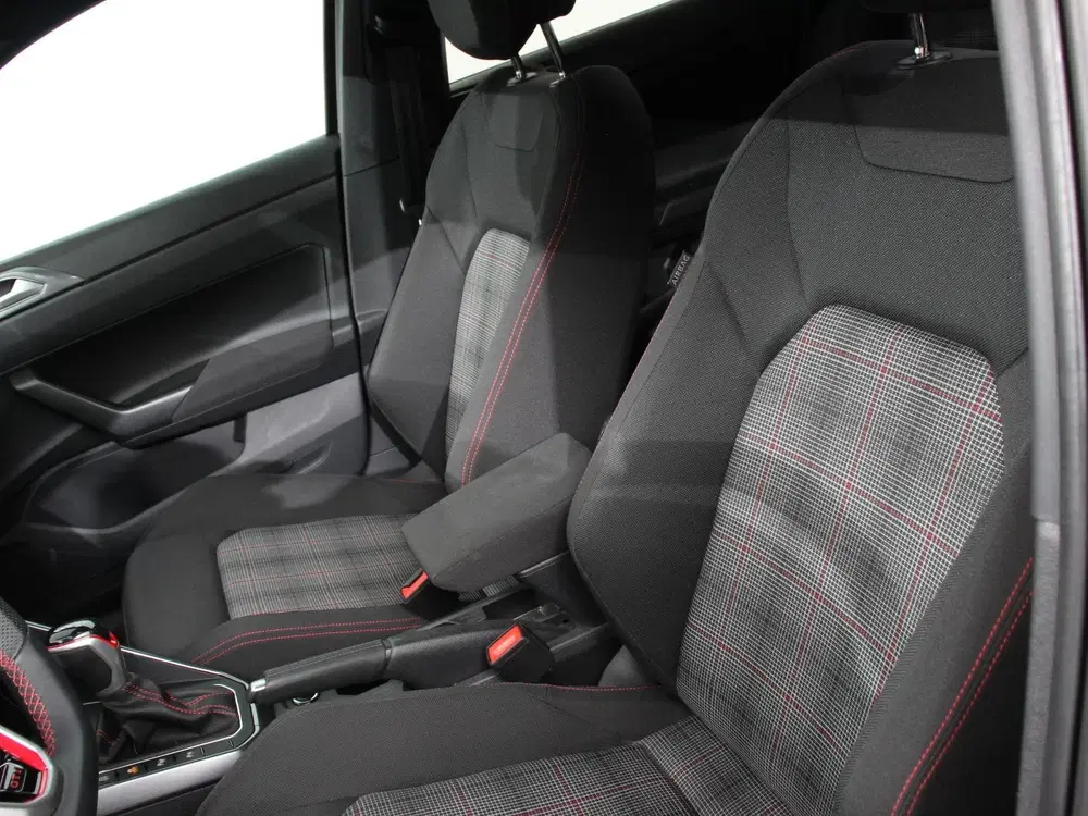 Volkswagen Polo 2.0 GTI 207pk Automaat Apple Carplay Stoel uit 2024, foto 9