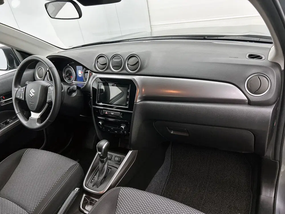 Suzuki Vitara 1.5 Hybrid Select uit 2022, foto 15