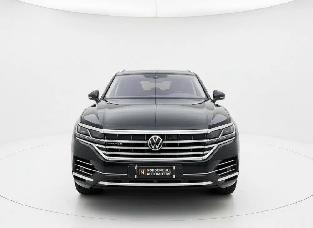 Volkswagen Touareg 3.0 TSI EHYBRID 4Motion uit 2020, foto 2