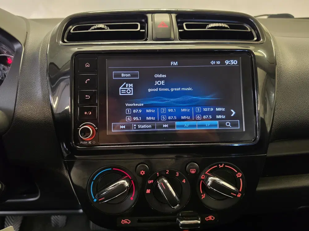 Mitsubishi Space Star 1.2 Connect+ uit 2022, foto 13