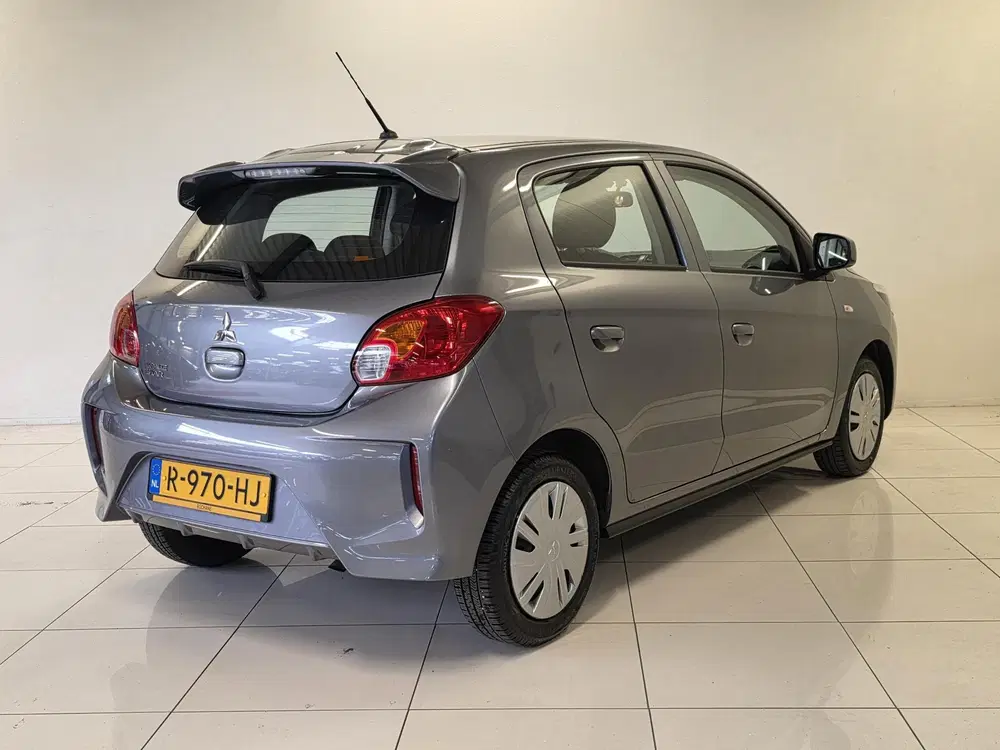 Mitsubishi Space Star 1.2 Connect+ uit 2022, foto 5