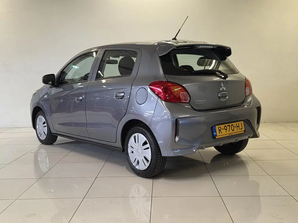 Mitsubishi Space Star 1.2 Connect+ uit 2022, foto 9