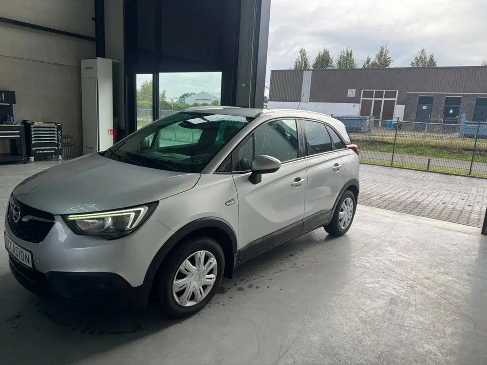 Opel Crossland Dealer ond. uit 2019, foto 2