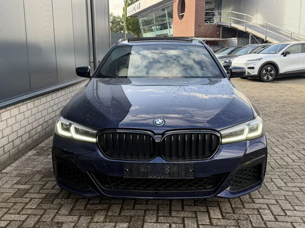BMW 5-serie 530e High Executive M-Sport 18" uit 2022, foto 13