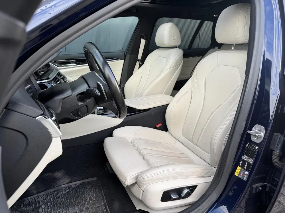BMW 5-serie 530e High Executive M-Sport 18" uit 2022, foto 7