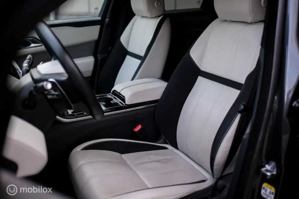 Land Rover Range Rover Velar 2.0 D200 R-Dynamic HSE uit 2022, foto 2