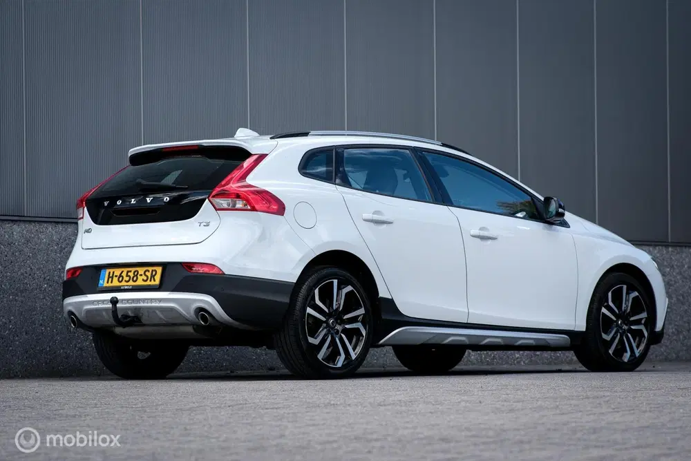 Volvo V40 Cross Country 1.5 T3 Polar+ Automaat uit 2019, foto 11