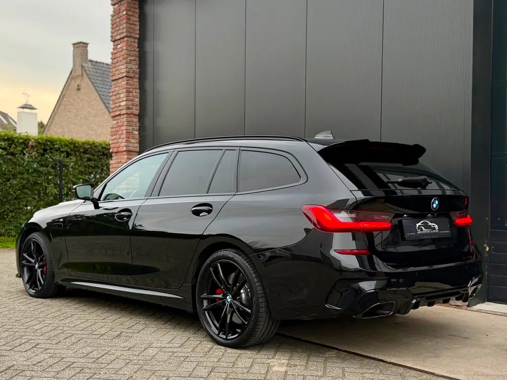 BMW 3-serie 330e High Executive 292pk 340i uit 2021, foto 4