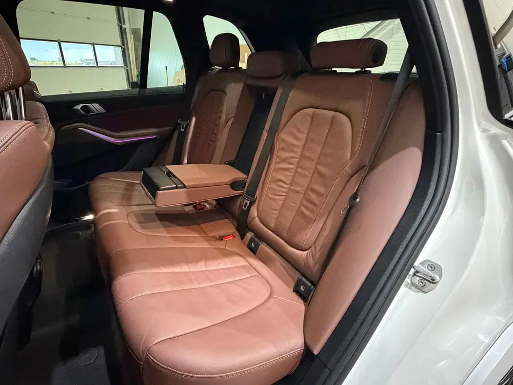 BMW X5 XDrive45e High Executive M-Sport uit 2020, foto 7