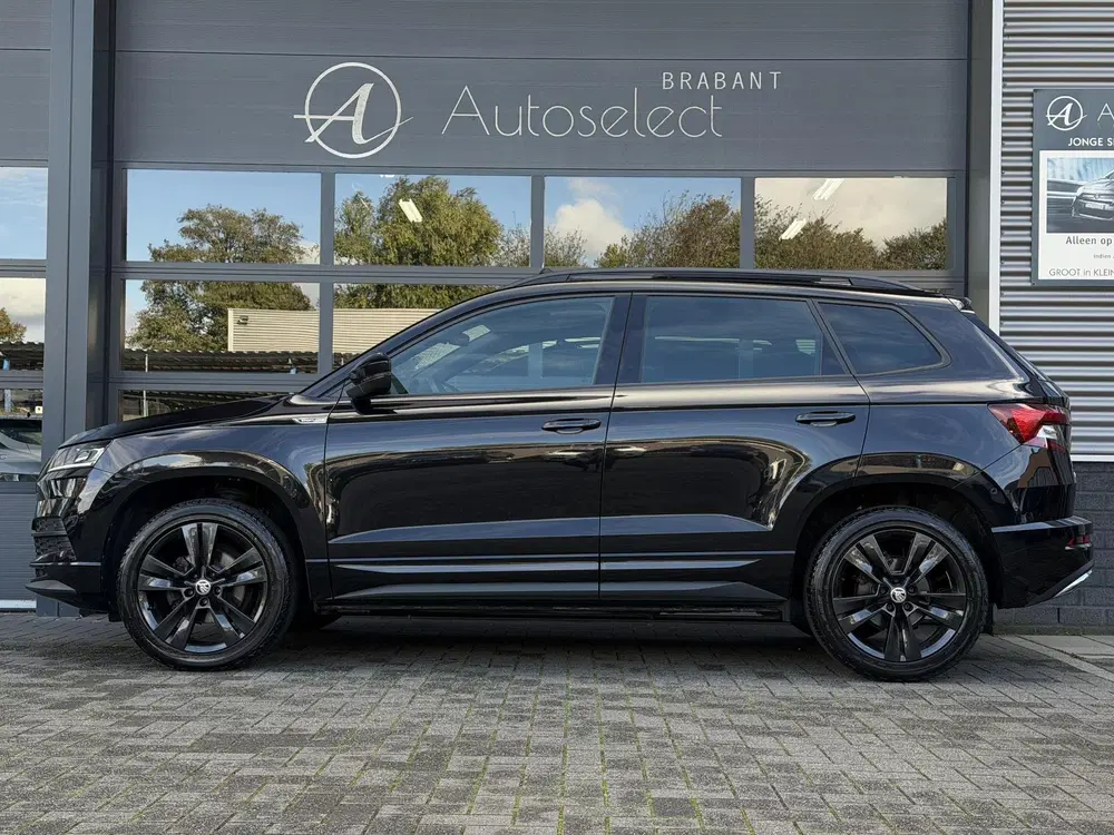 Skoda Karoq 1.5 TSI ACT Sportline Pano uit 2019, foto 11