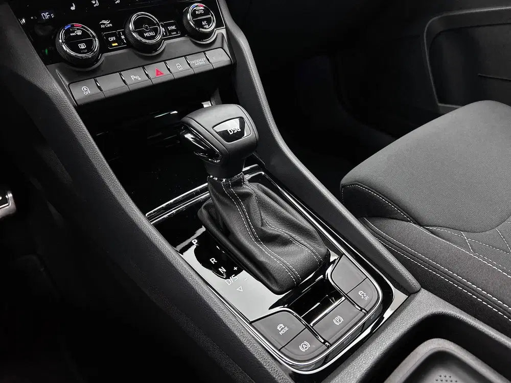 Skoda Karoq 1.5 TSI ACT Sportline uit 2020, foto 15