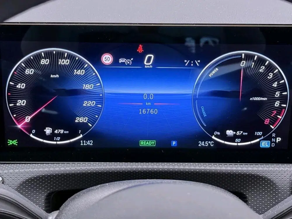 Mercedes-Benz CLA 250 e Business Solution AMG uit 2026, foto 3