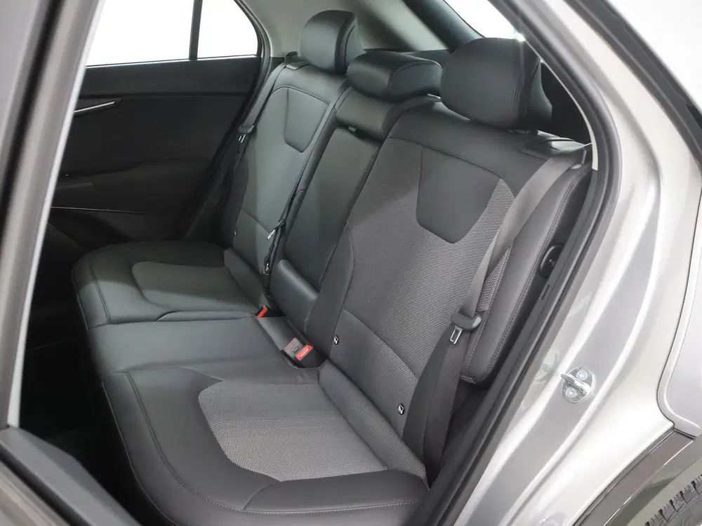 Kia Niro 1.6 GDi Hybrid DynamicLine uit 2023, foto 11