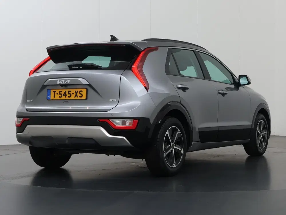 Kia Niro 1.6 GDi Hybrid DynamicLine uit 2023, foto 2